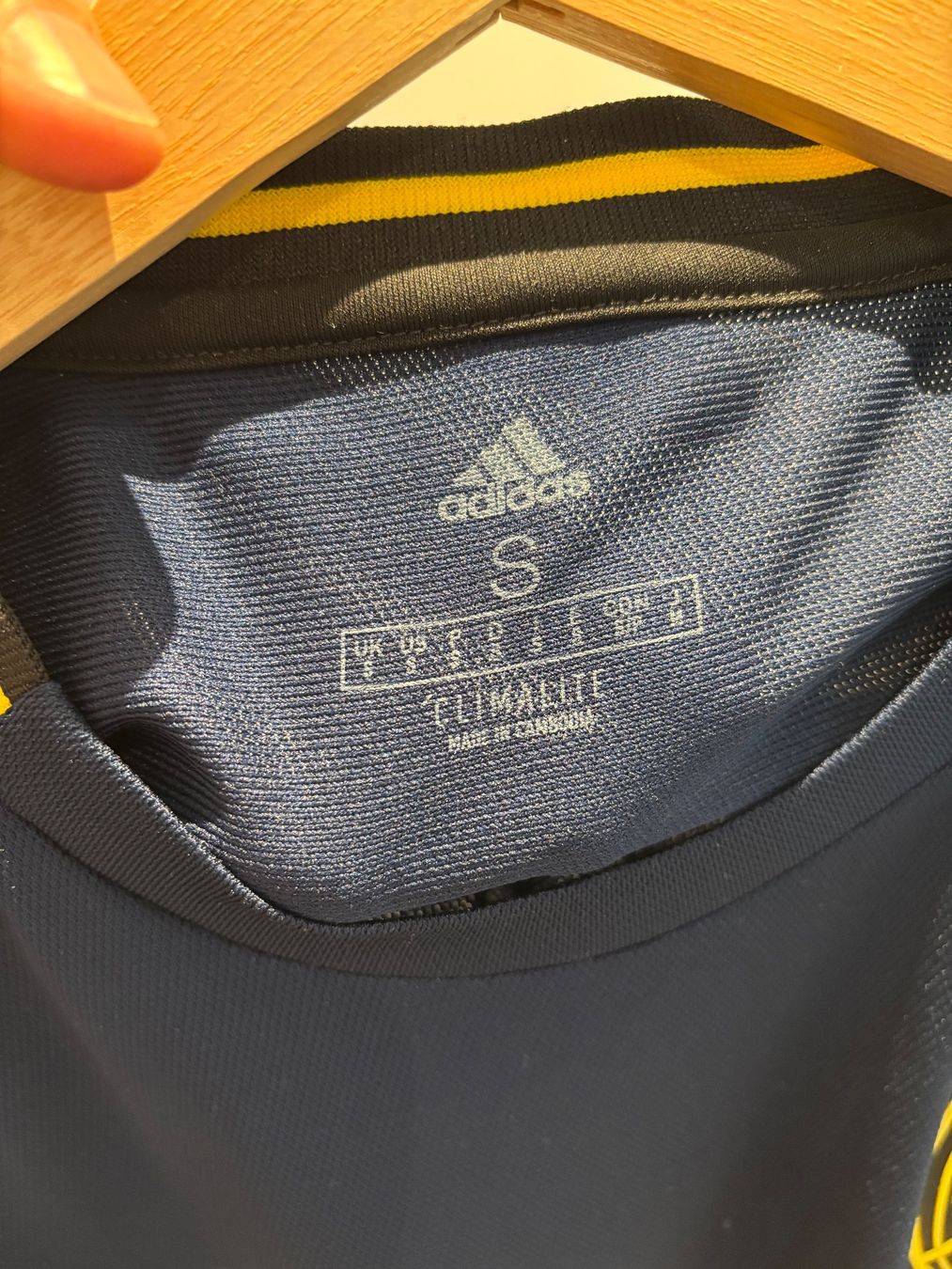 Tissus: Adidas Arsenal third 2019 jersey size S – D'occasion à Zürich par william933 3