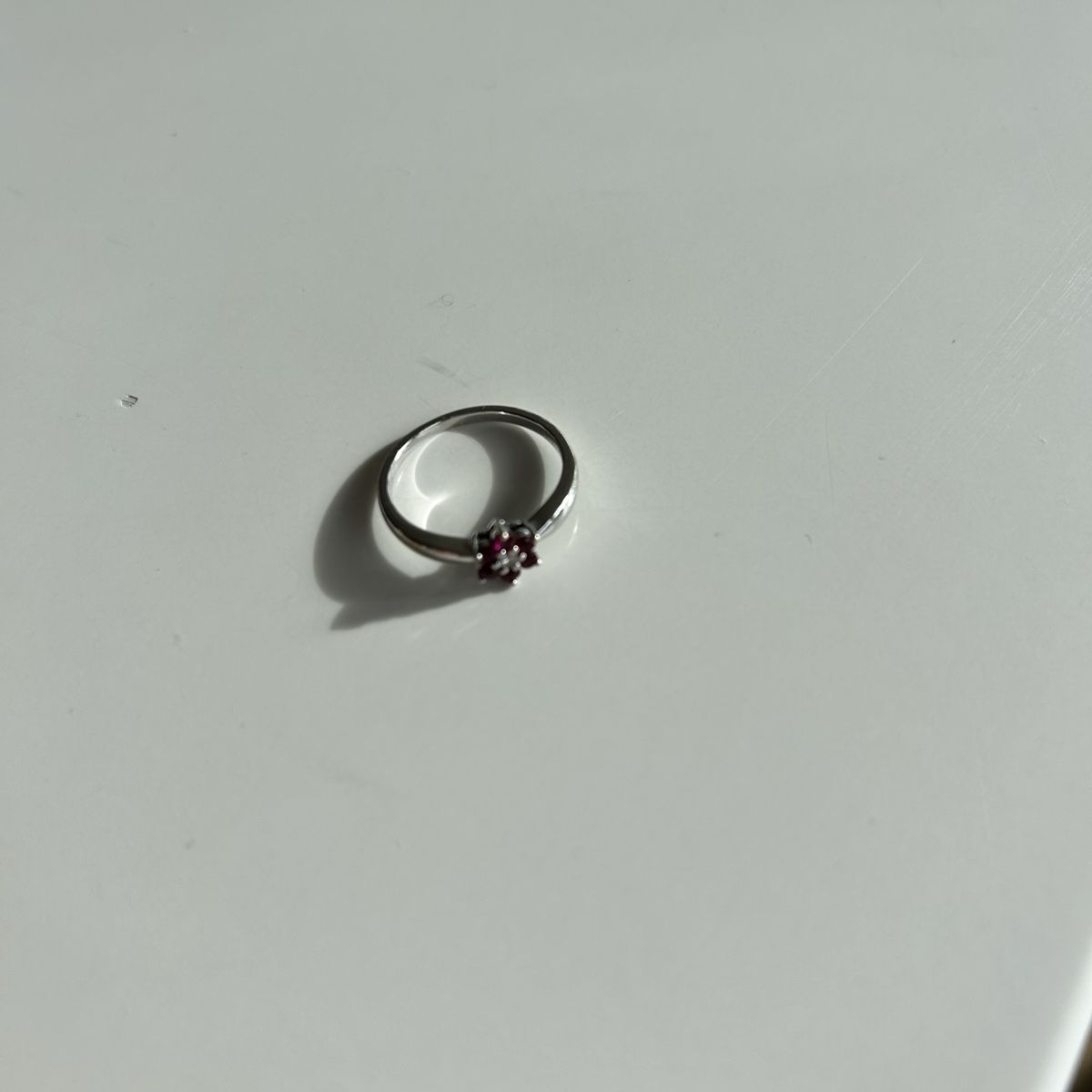 Bucherer Ringe: Bague Bucherer or blanc diamants et rubis taille 53 – Neu (gemäss Beschreibung) aus Lausanne von mmangiol 3