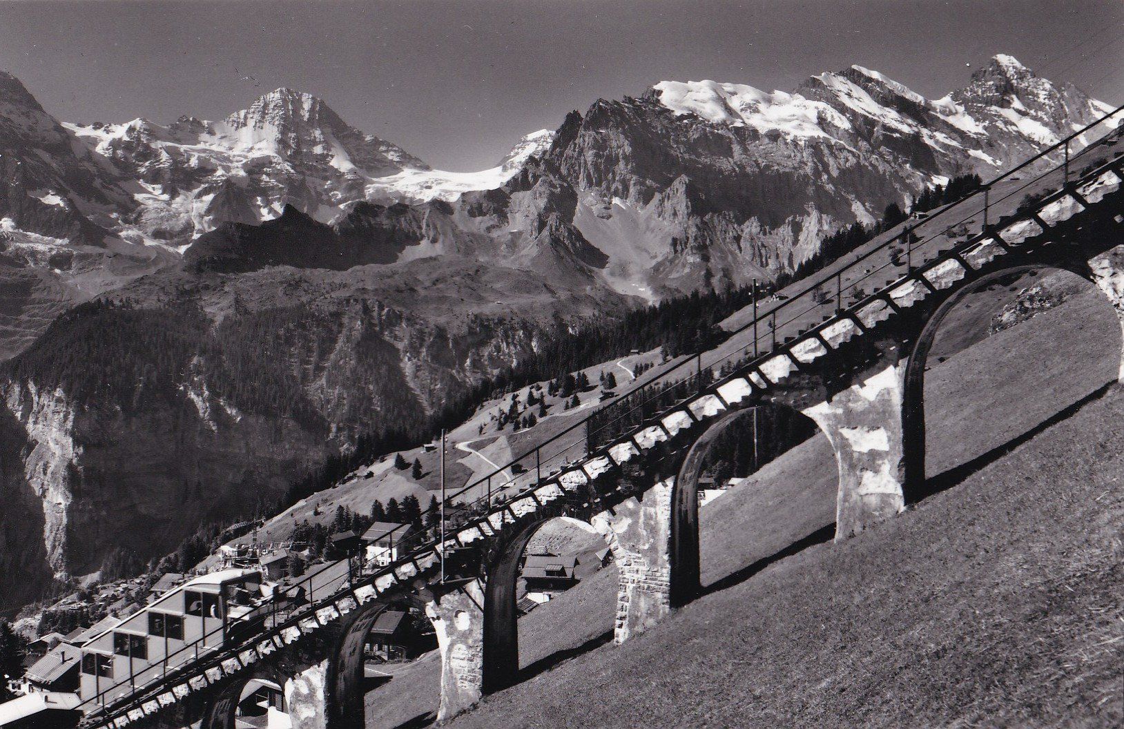 Cartoline postali: Mürren Allmendhubelbahn – Usato da Olten venduto da clotaldi