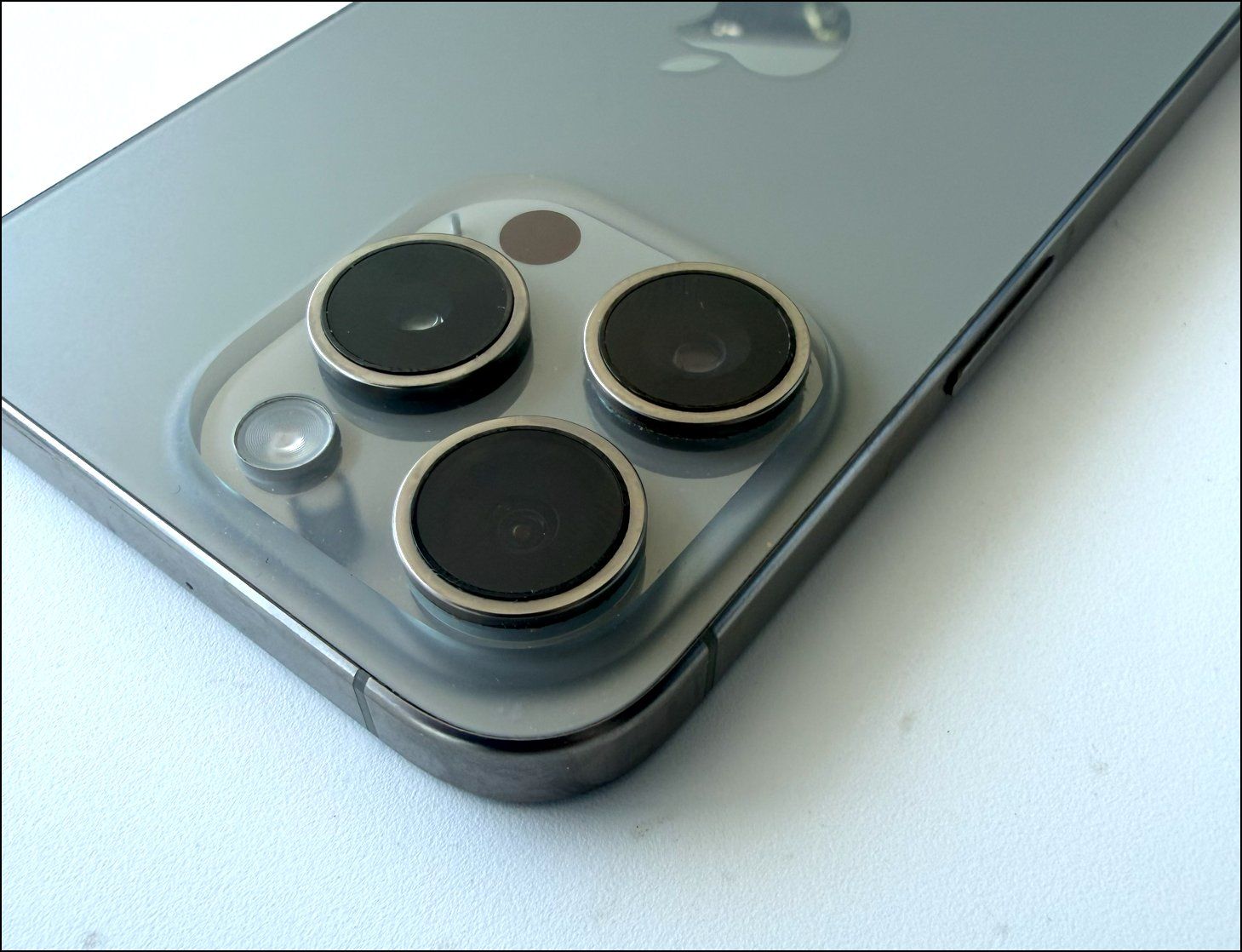 Apple Portables: apple iPhone 15 Pro 256GB – D'occasion à Magden par edelblech 4