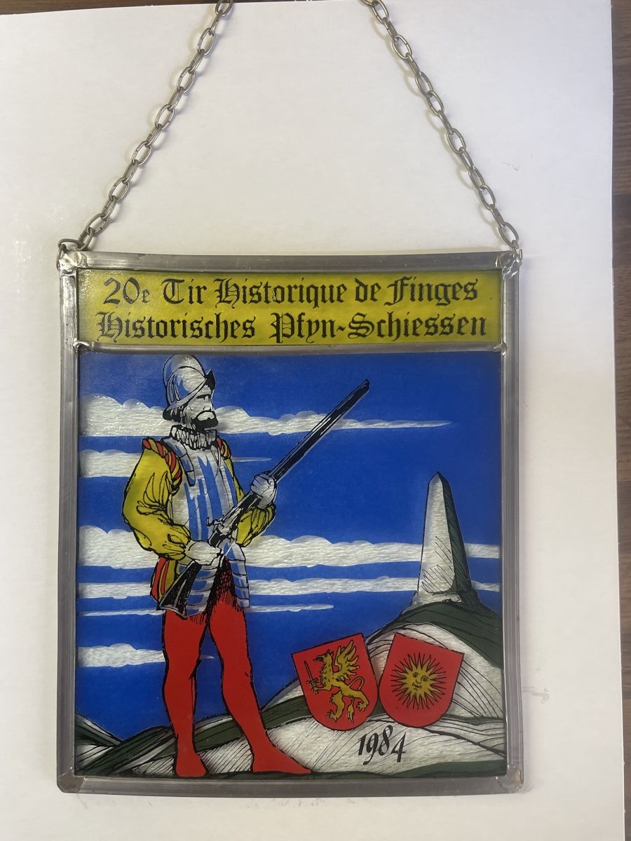 Altro in Antiquarato & Arte: Wappenscheibe 20. Historisches Pfynschiessen 1984 – Nuovo (secondo la descrizione) da Staldenried venduto da abrigger