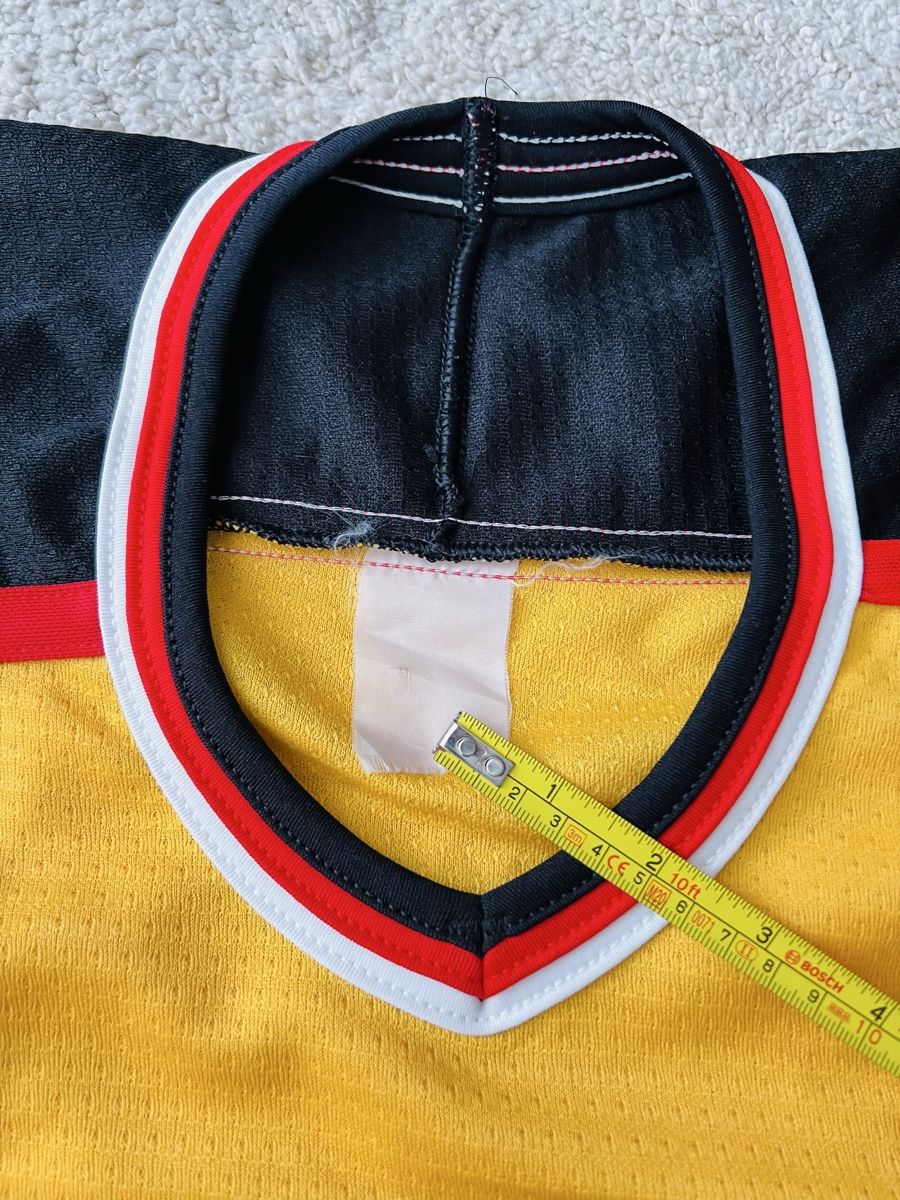 Leibchen & Hosen: Hockey Cincinnati Cyclones  – Gebraucht aus Bern von Things4U2buy 2