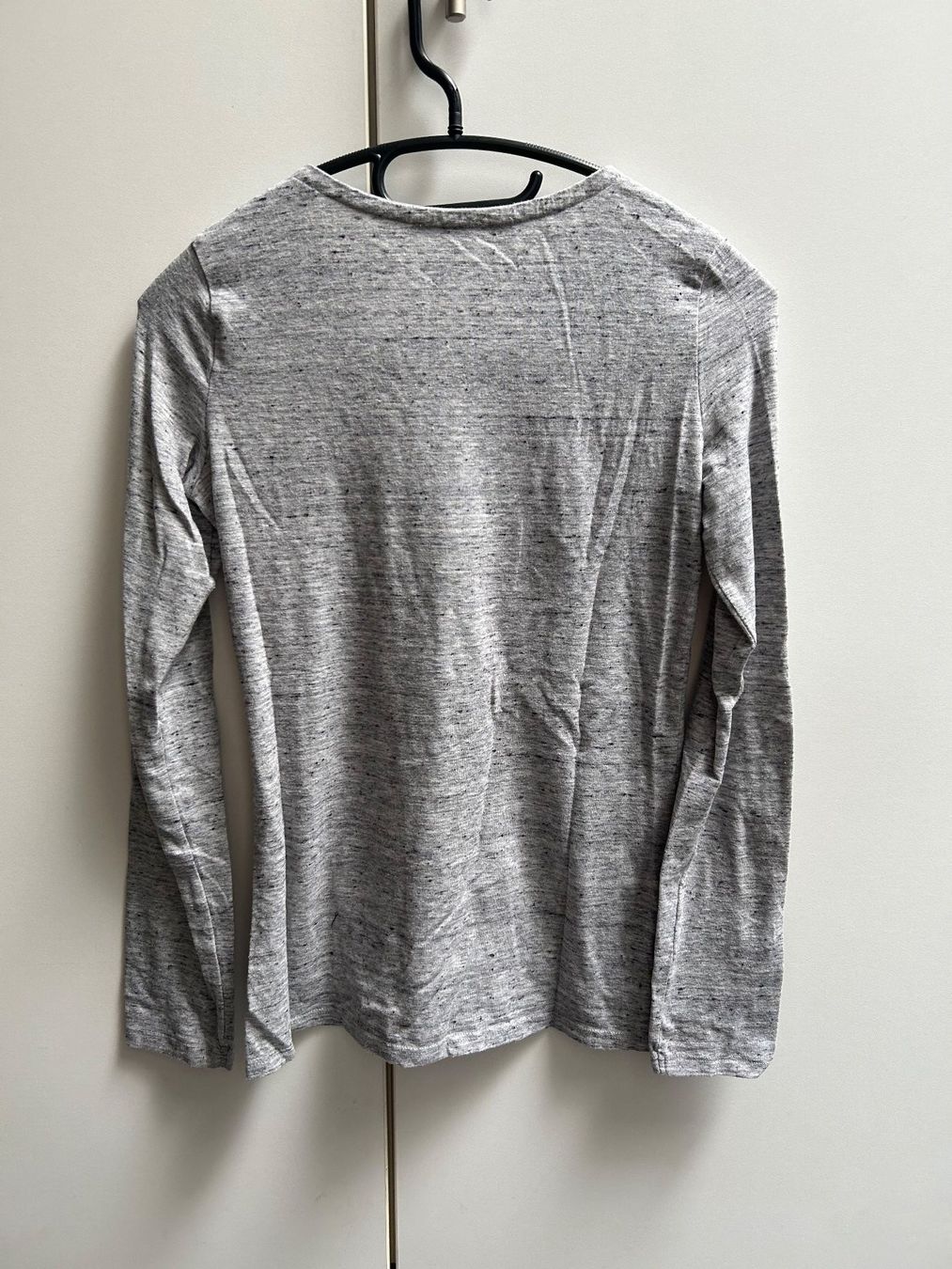 Tally Weijl Top: Langarm Shirt – Nuovo (secondo la descrizione) da Frauenfeld venduto da isa_9cy7 2