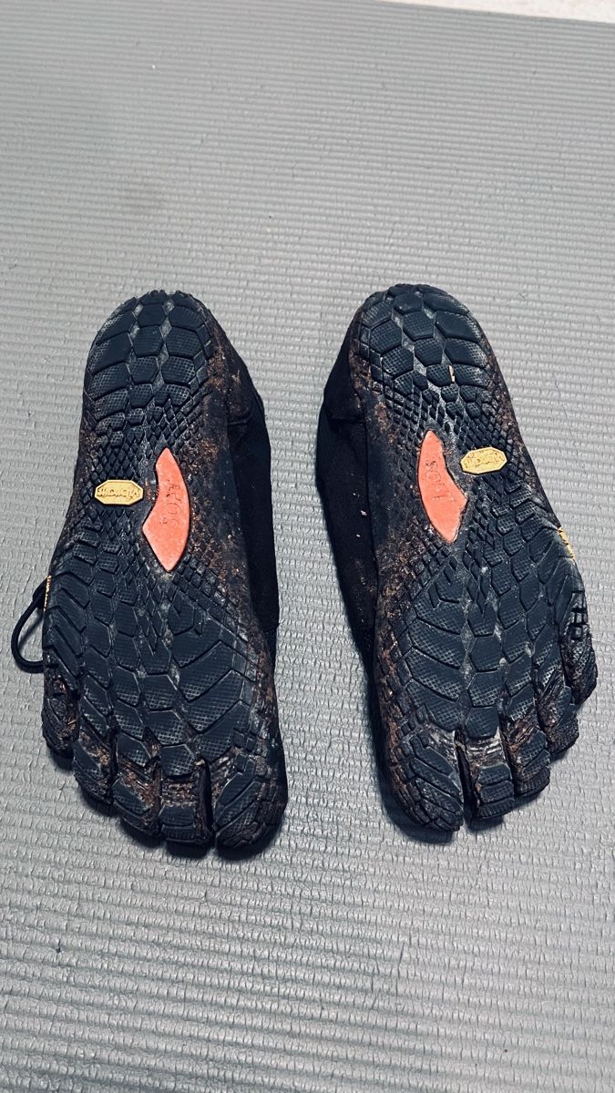 Vibram Chaussures hommes: Vibram FiveFingers Barfussschuhe Grösse 39 – D'occasion à schöftland par polymechaniker 2