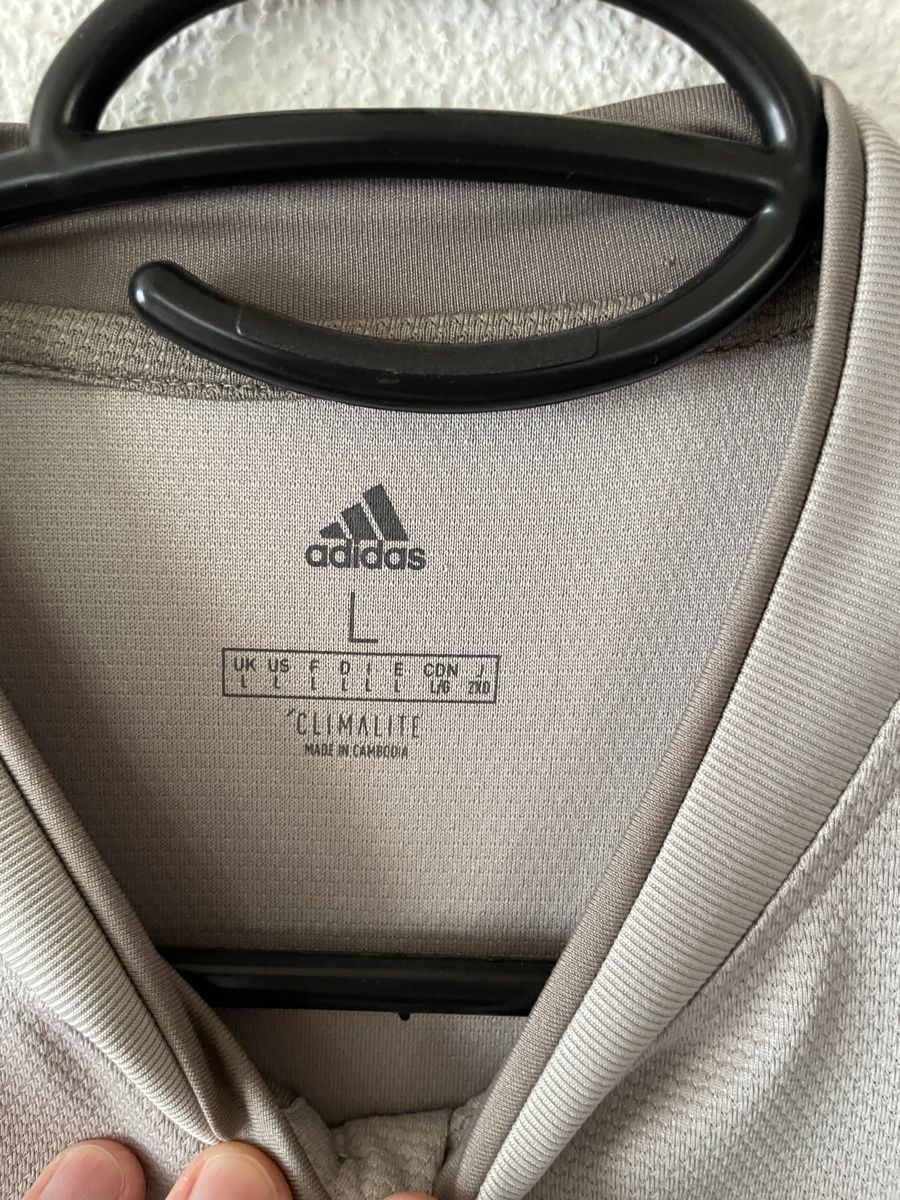 Juventus Canottiere & Pantaloni: Maillot Juventus 2018/2019 – Usato da Les Reussilles venduto da thibou10 1