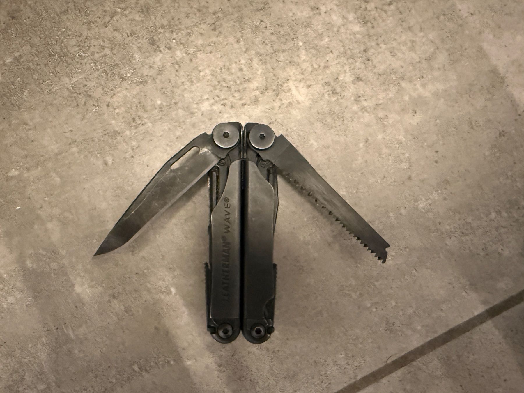 Leatherman Taschenmesser: Leatherman Wave black – Gebraucht aus winterthur von roman1990