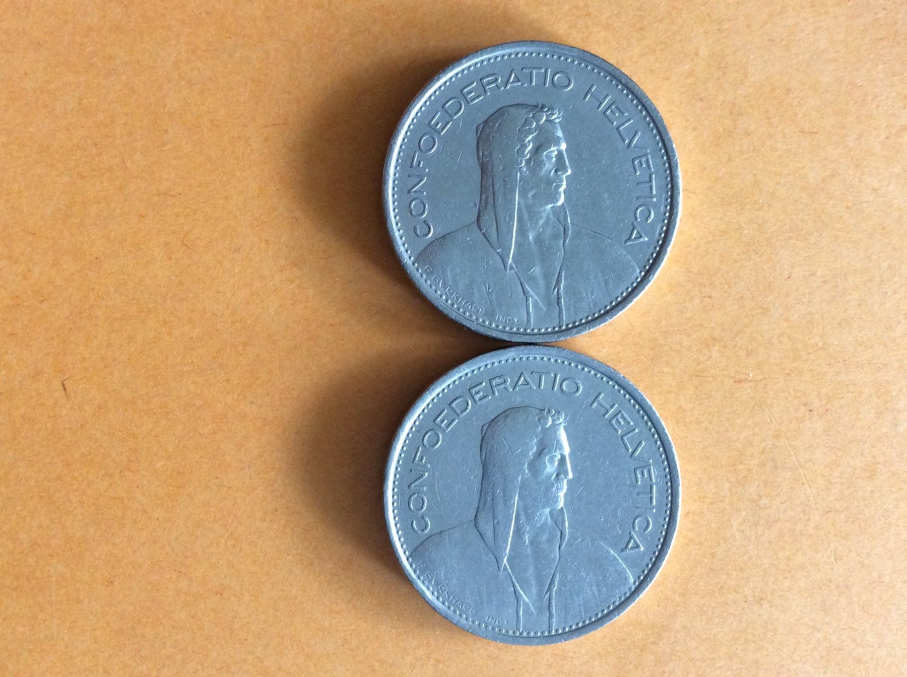 Tutti le monete: 5 francs  1968  Deux pièces – Usato da Genève venduto da pie_fh2d 1