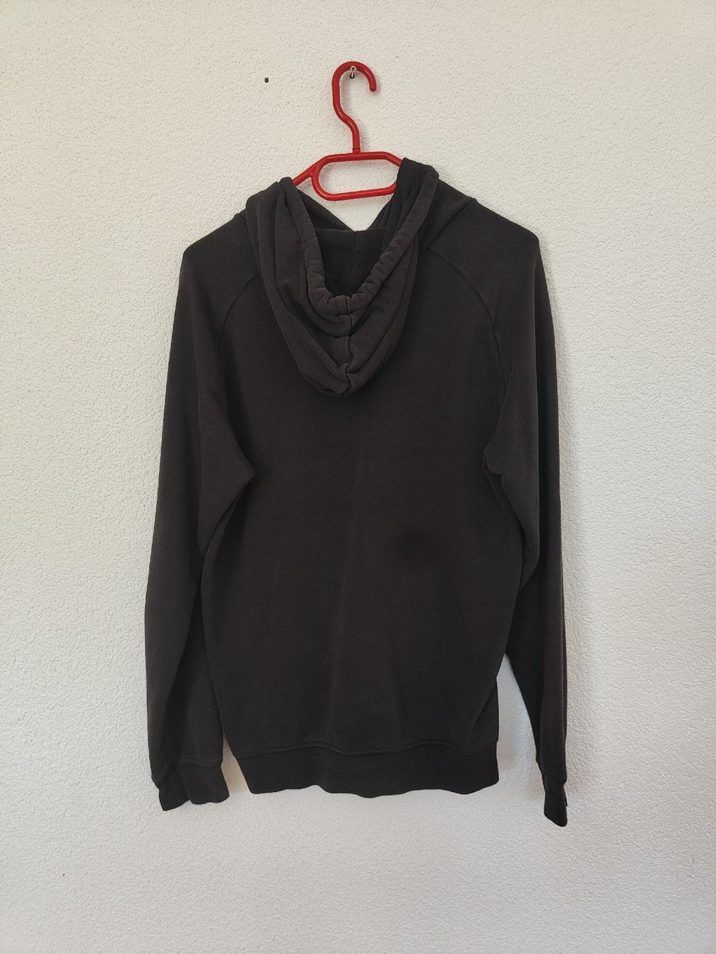 Maglioni & Felpe: Herren Kapuzenpullover schwarz gebraucht – Usato da Niederscherli venduto da lavan1996 1