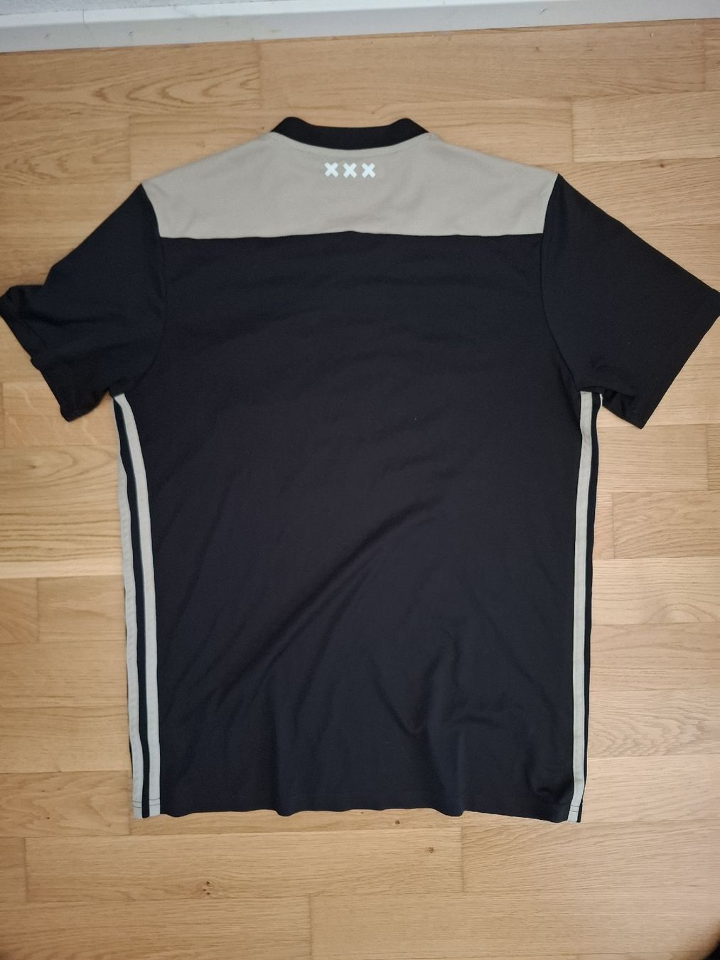 Adidas Canottiere & Pantaloni: Jersey Ajax Amsterdam size: M  – Usato da Aigle venduto da BapticoPKN 1