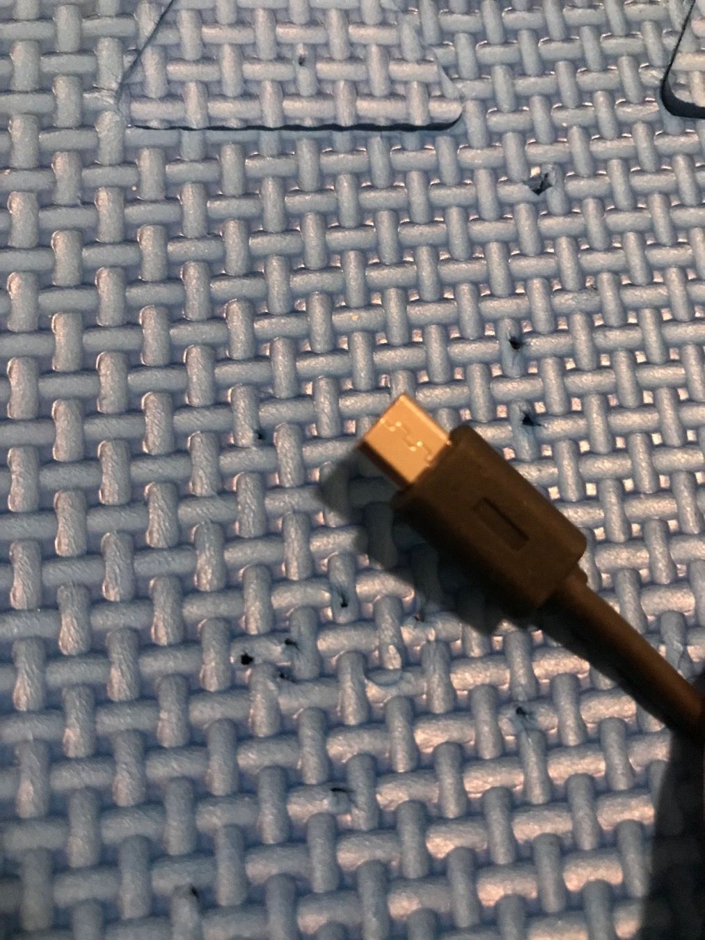 Cavi: USB to Micro USB Kabel 1m – Usato da Gossau SG venduto da schlitzerdemon 1