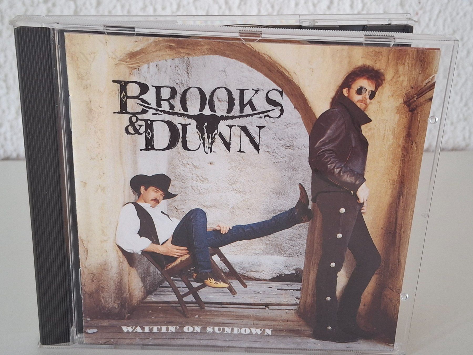 CD: CD Brooks & Dunn Waitin' on Sundown 🤠 – Usato da Aarberg venduto da Jackup1