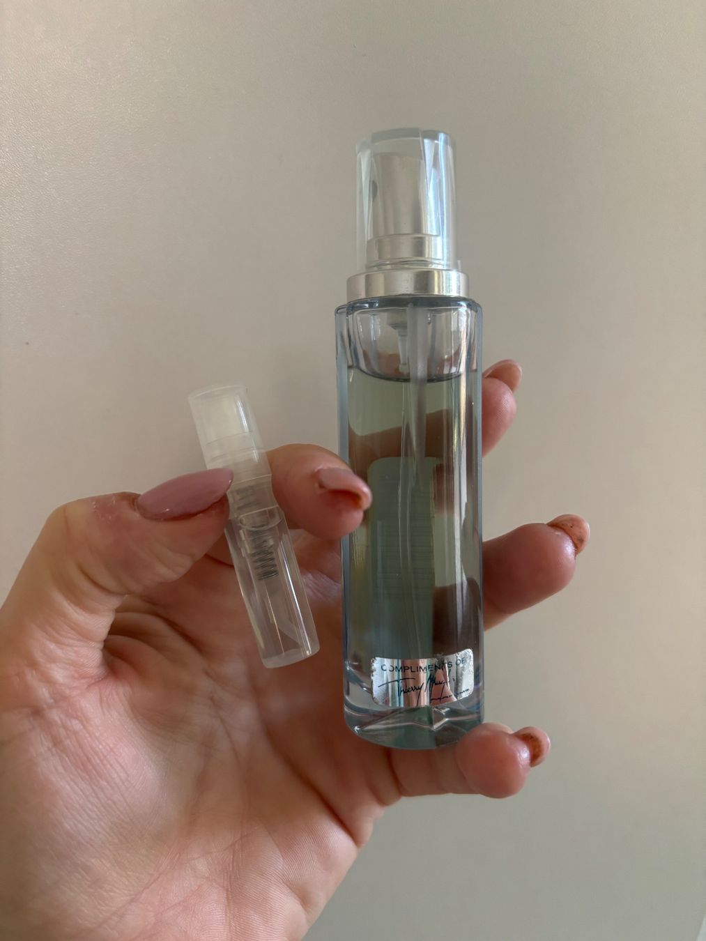 Mugler Profumi & Eau de Toilette: Mugler Innocent Rarität - EDP - Duftprobe 2ML – Usato da Zürich venduto da deruja