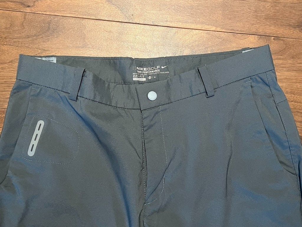 Nike Hosen: Pantalons de golf Nike - US 32 - L – Gebraucht aus St-Sulpice VD von juhdu 2