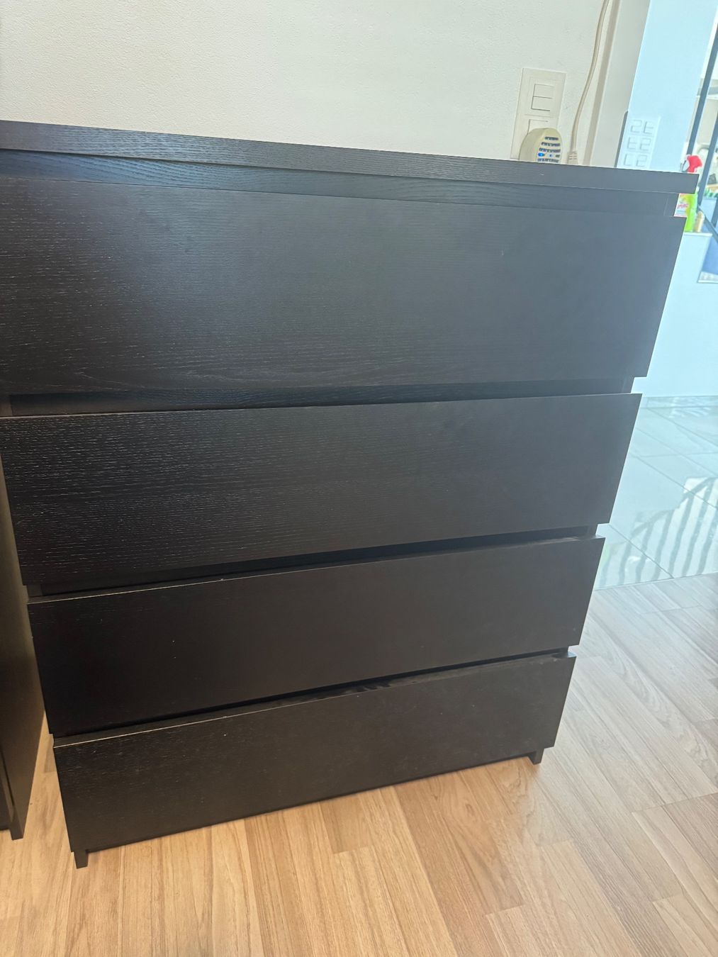 Ikea Cassettiere: Malm Kommode Schwarz – Usato da Neuenegg venduto da Jeni01