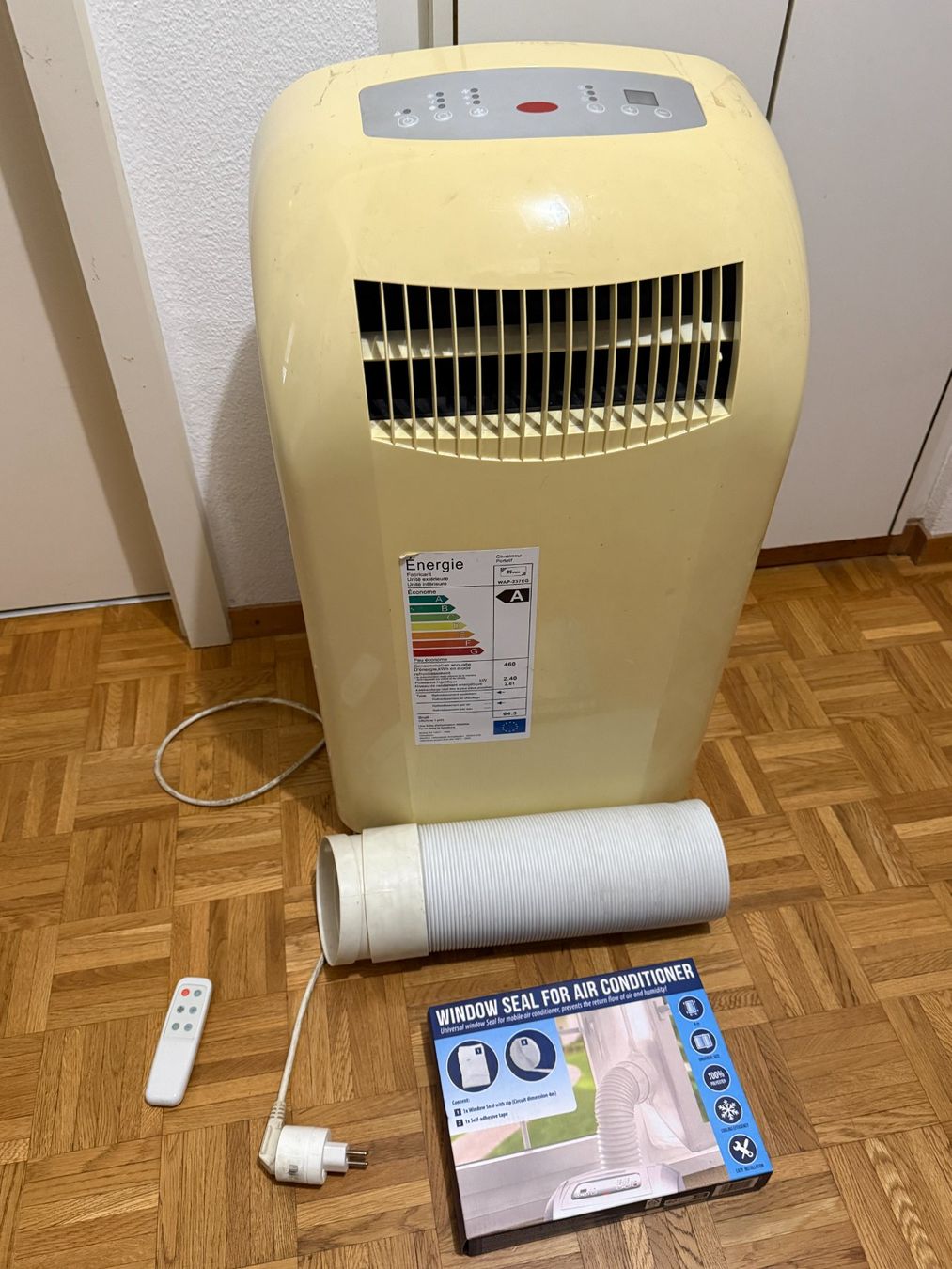 Climatiseurs: Climatiseur Portable  WAP-237EG avec accessoires – D'occasion à Monthey par Black-Cockatoo