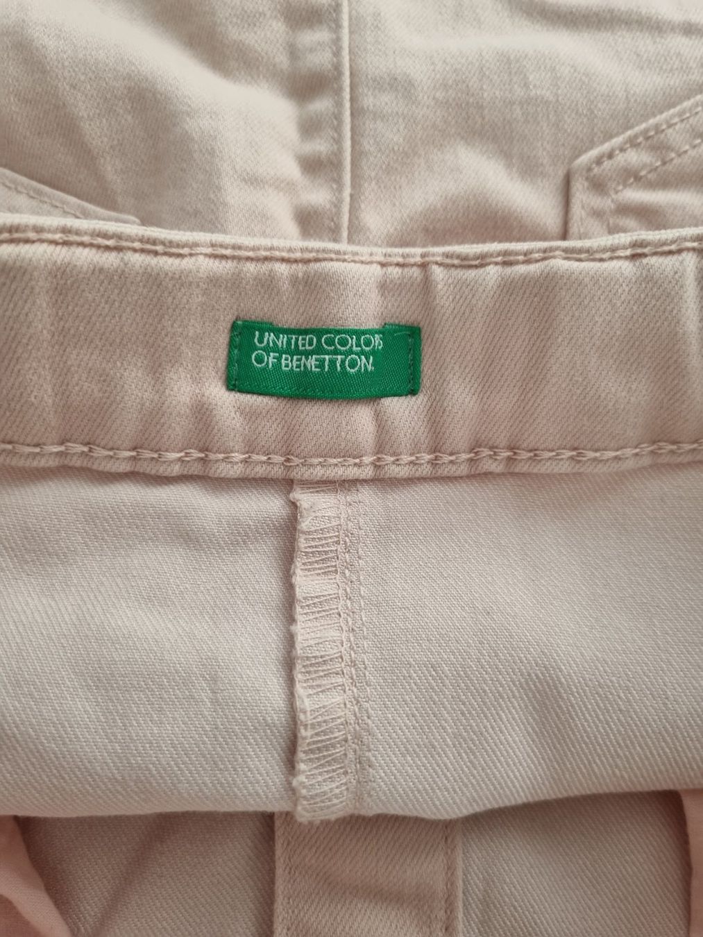 Benetton Vestiti & Gonne: BENETTON Rock – Usato da Steinmaur venduto da Kiki_m240 2