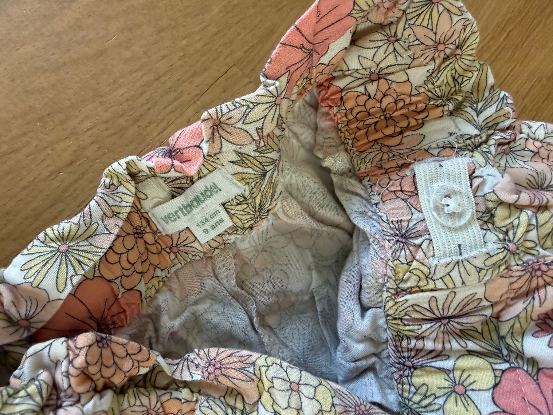 Vertbaudet Pantaloni: Vertbaudet Sommer Hose,, Grösse 134 – Usato da Hünibach venduto da rotestandem01 1