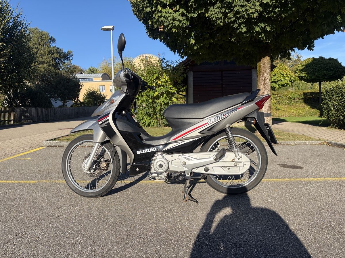Suzuki Scooter: Suzuki Adress 125 Roller – Usato da Wettswil venduto da Mar_ch5d 1