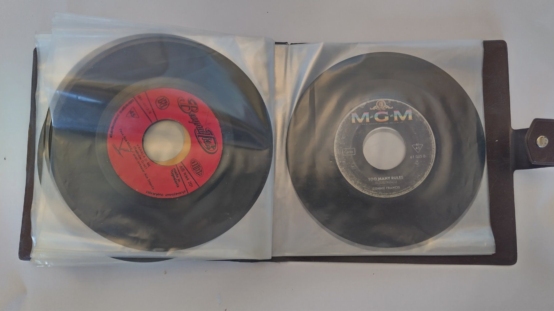 Dischi in vinile: Album mit 15 Singles ab Fr. 1.- – Usato da Bellach venduto da JingleJerry 3