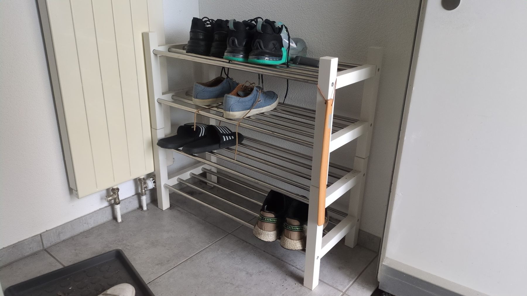 Étagères: 2x Ikea Schuhregal – D'occasion à Ottenbach par hellomrzombie