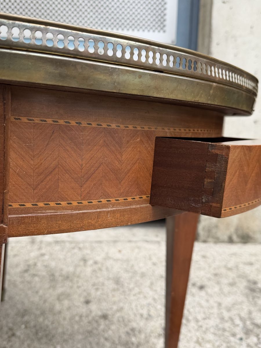 Tables: Table style marqueterie plateau marbre  – D'occasion à Bussigny par Stolerparadox 8