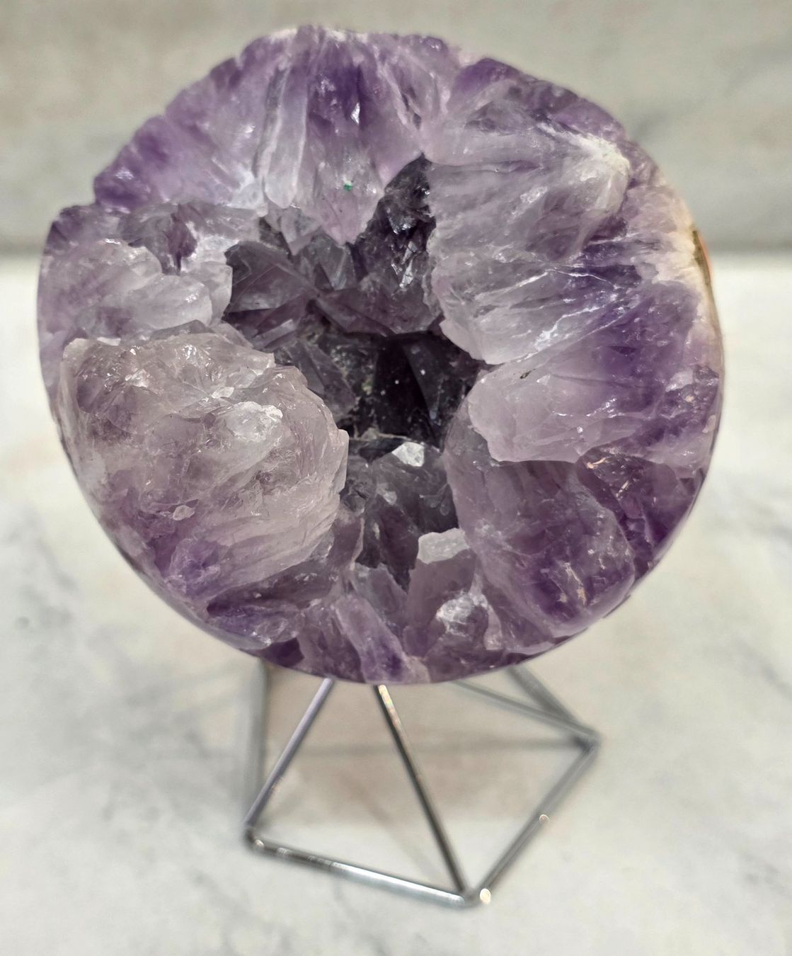 Minerali & Pietre curative: Amethyst Drusen Kugel 83mm 576g – Nuovo e nell'imballaggio originale da Matzingen venduto da Shay_Crystalz