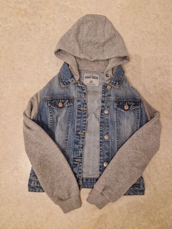 Jeansjacke mit Kapuze Gr. 34