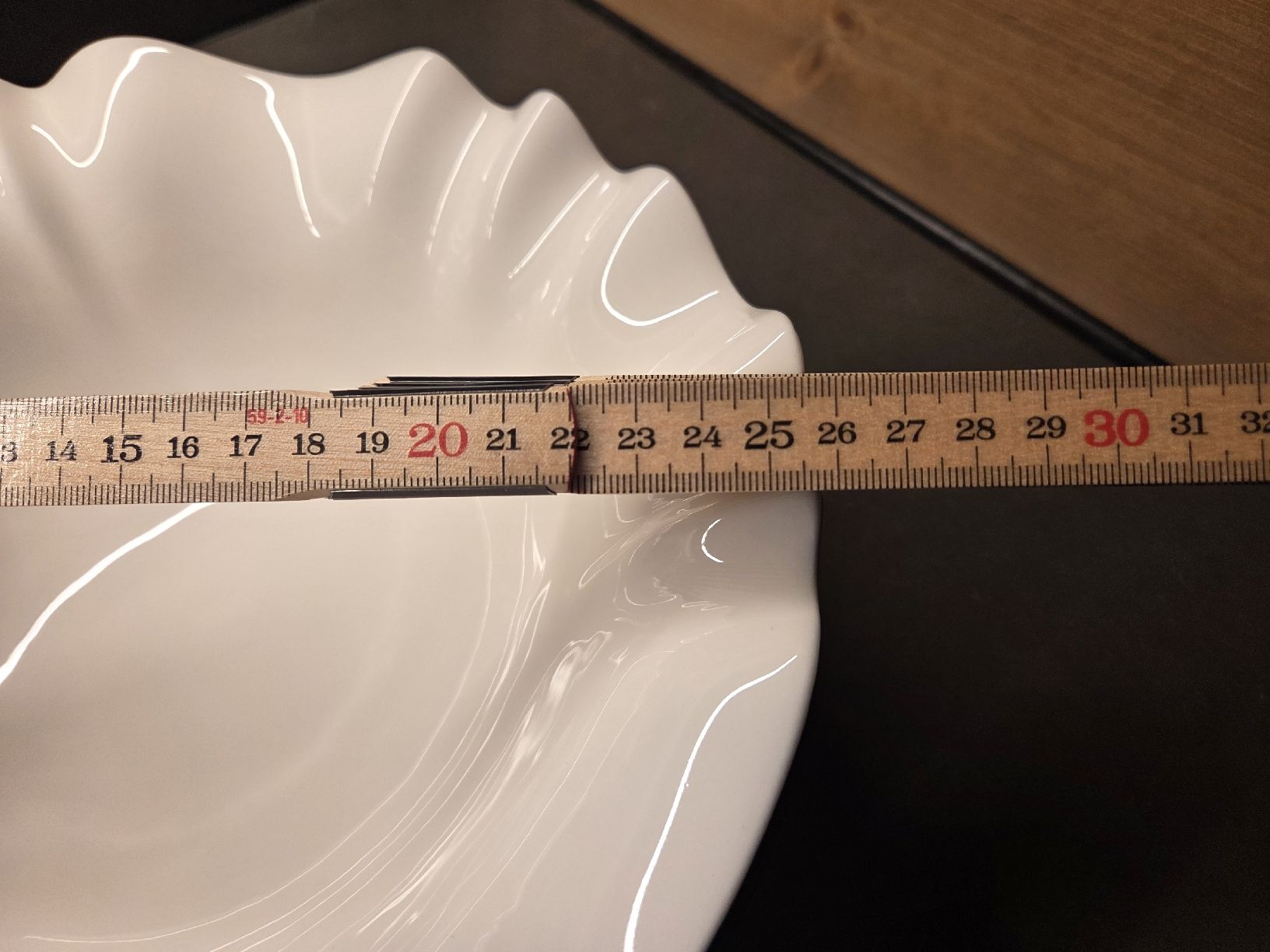 Ciotole: wunderschöne, edle Früchteschale mit silberfarbenem Rand – Usato da Grosshöchstetten venduto da Dirue 4