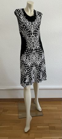 ESCADA Kleid schwarz weiss Gr. S Top Zustand