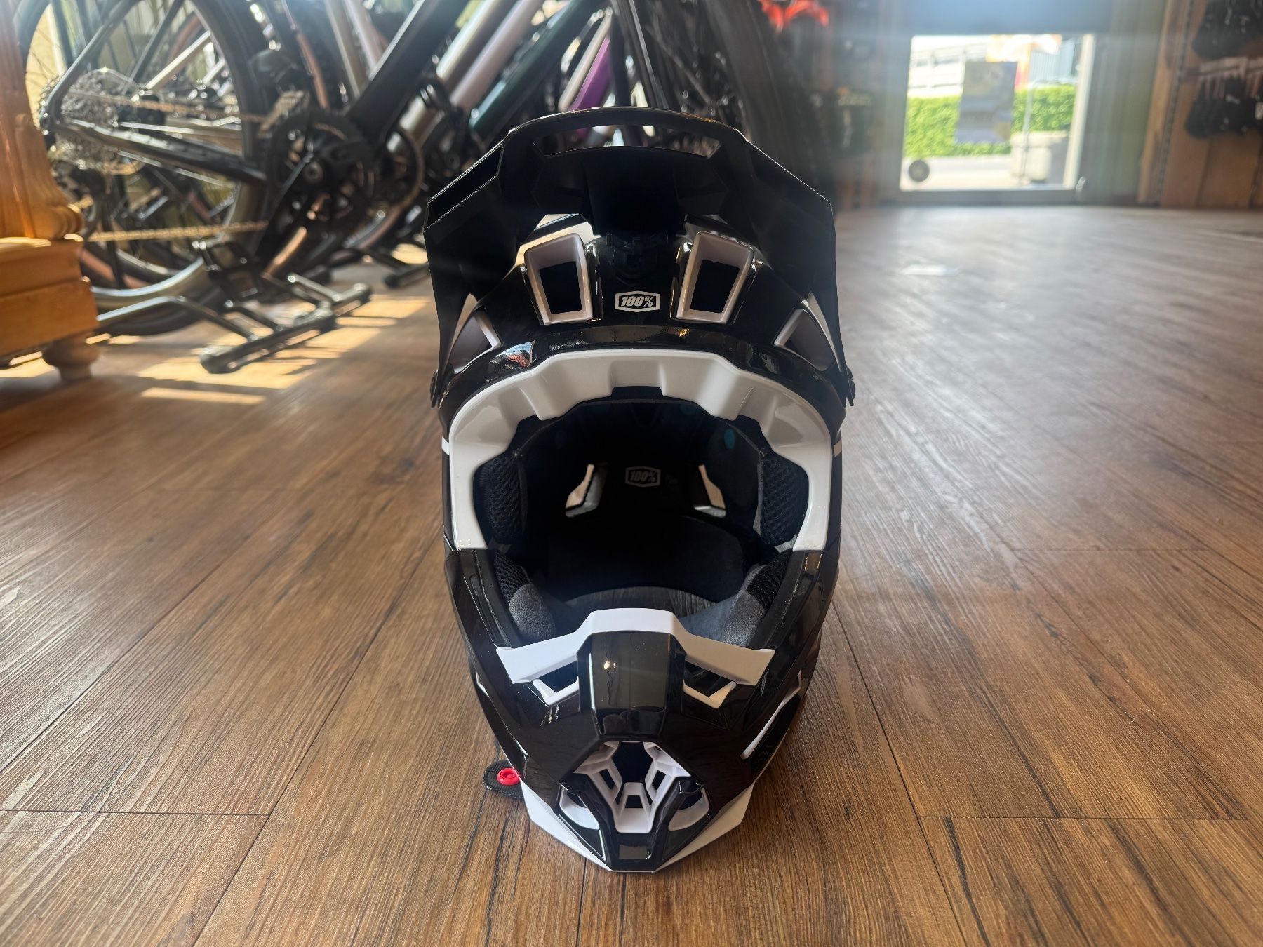 Caschi: 100% Aircraft 2 Fullface Helm NEU Gr. M – Nuovo e nell'imballaggio originale da Hochdorf venduto da TreeLeeHochdorf 1