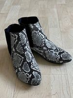 Liva Loop Chelsea Boots Grösse 38 Schlangenprint 🖤🤍