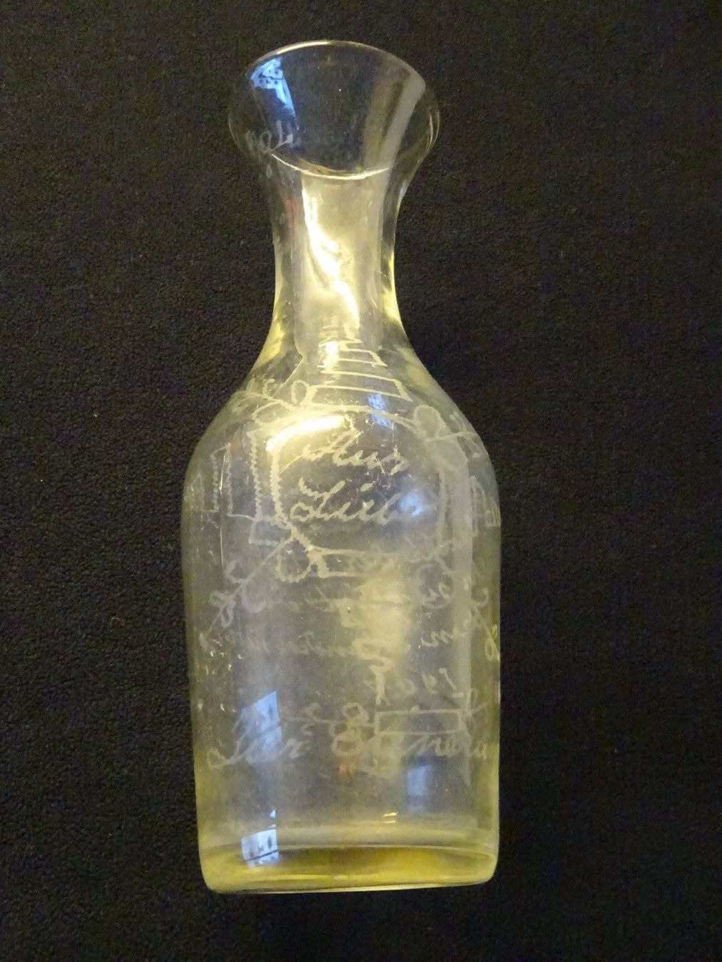 Bottiglie: Flühli Flasche, anno 1907 – Usato da Esslingen venduto da eintagammeer