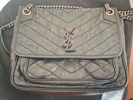 YSL NIKI MEDIUM IN VINTAGE LEATHER BLACK