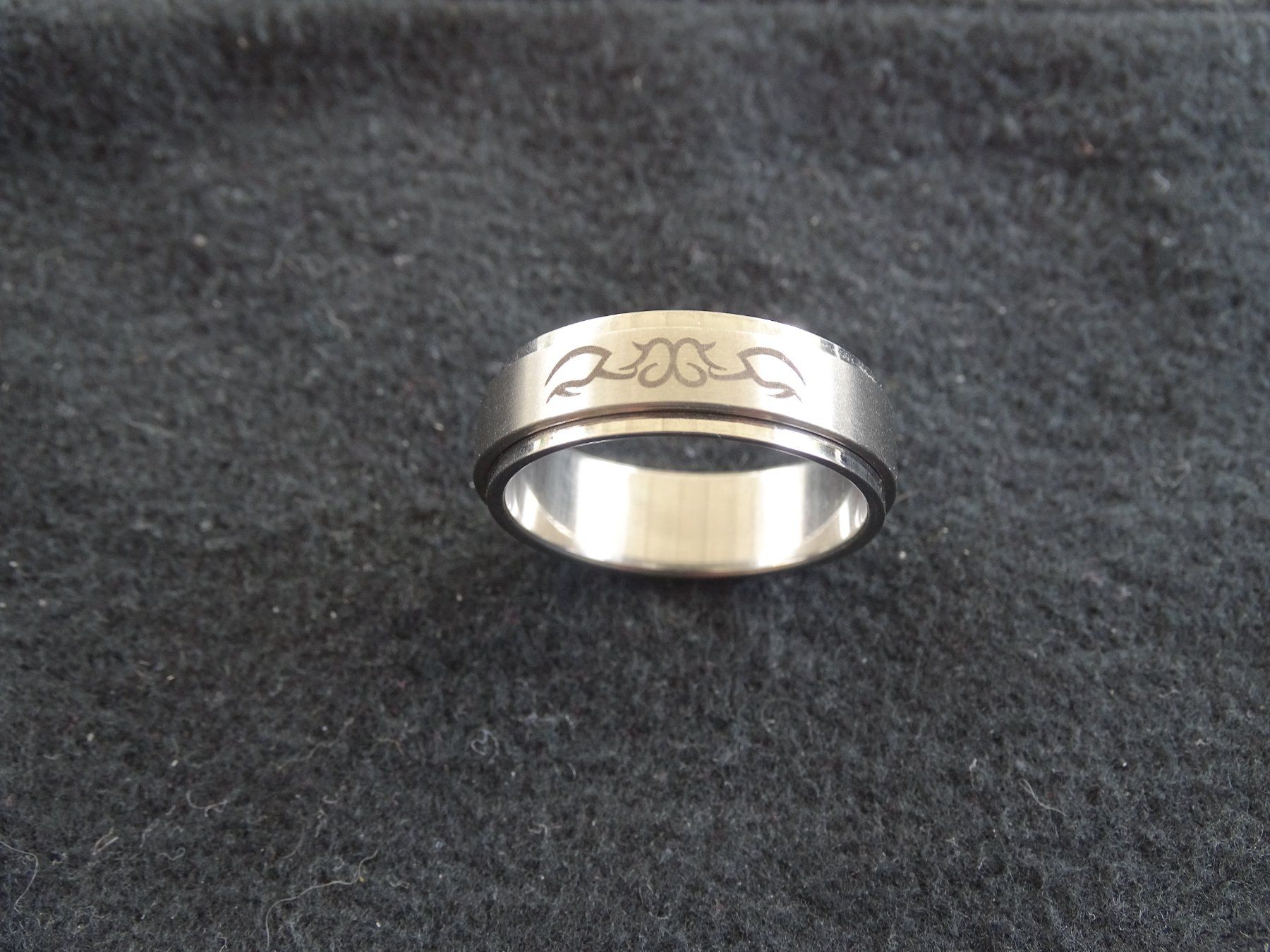 Anelli: Ring Edelstahl Tattoo drehbar – Nuovo (secondo la descrizione) da Obergerlafingen venduto da STOGS
