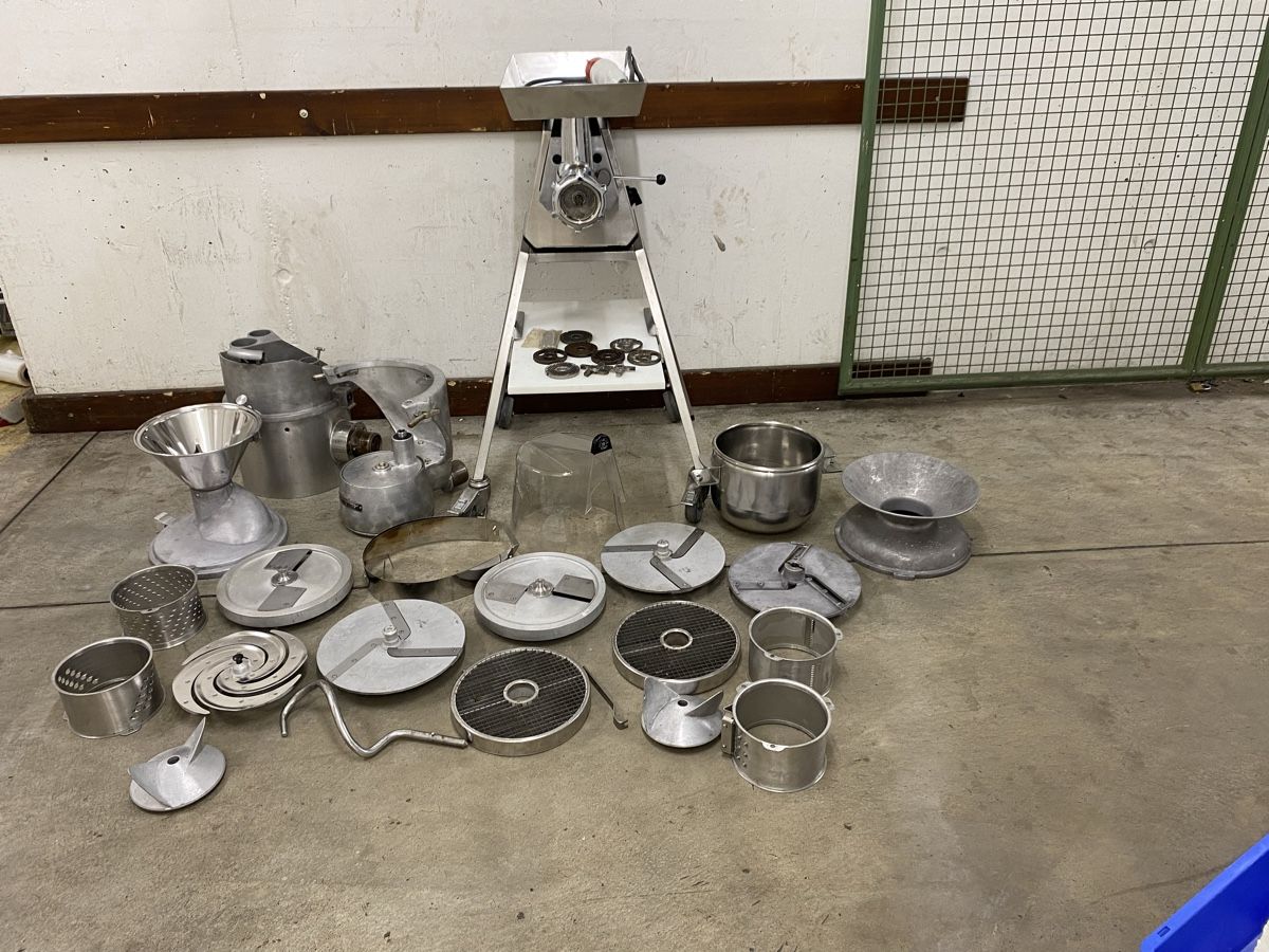 Küchengeräte: Universalmaschine – Gebraucht aus Dietikon von dia_y8y5 1