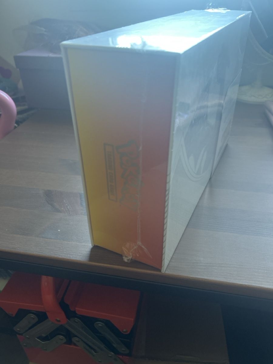 Pokémon Carte collezionabili: Pokemon Ultra-Premium Collection Charizard ENG sealed – Nuovo (secondo la descrizione) da Münchenstein venduto da Mario19966 2