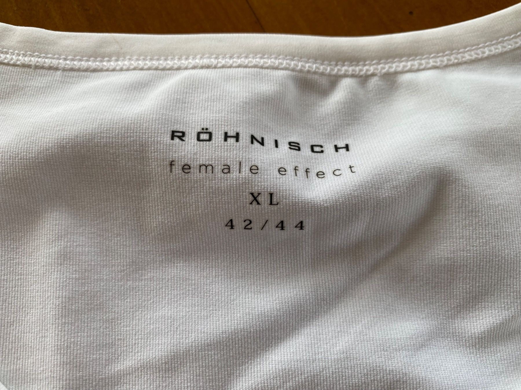 T-shirt: Sous-Pull de sport d'hiver NEUF Rönisch – Usato da Pfaeffikon ZH venduto da BACozAfer 2