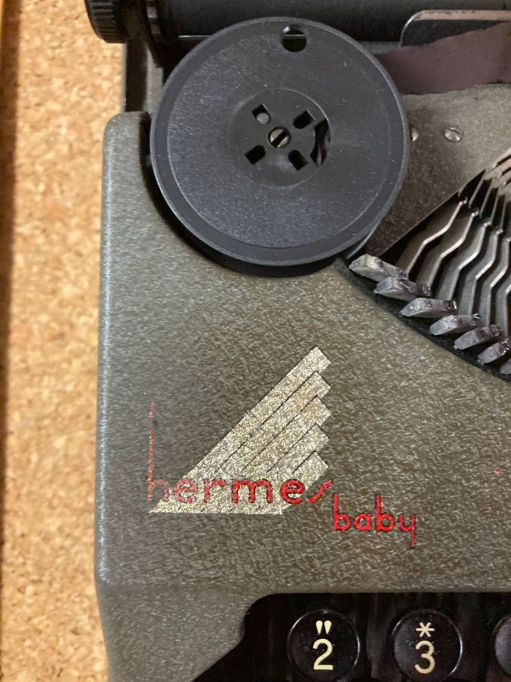 Schreibmaschinen: HERMES BABY – Gebraucht aus Murten von hansjuerglio1 2