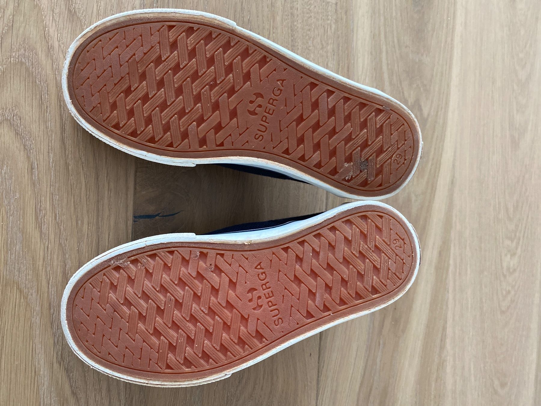 Superga Schuhe für Jungen: Superga Turnschuhe Grösse 29 – Gebraucht aus Bolligen von Noeggeli10 2