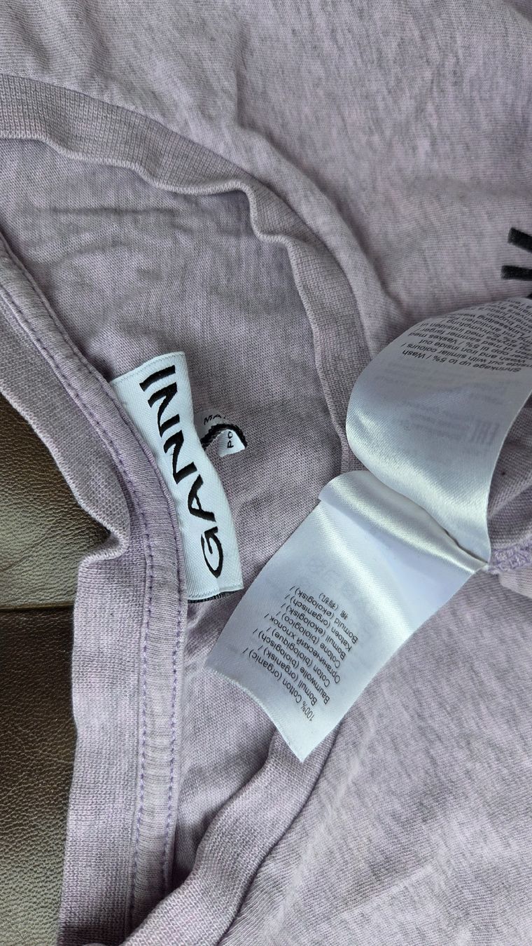 Ganni Blusen, T-Shirts & Tops: Ganni T-Shirt in S – Neu (gemäss Beschreibung) aus Kreuzlingen von MeinKleinesAtelier 2