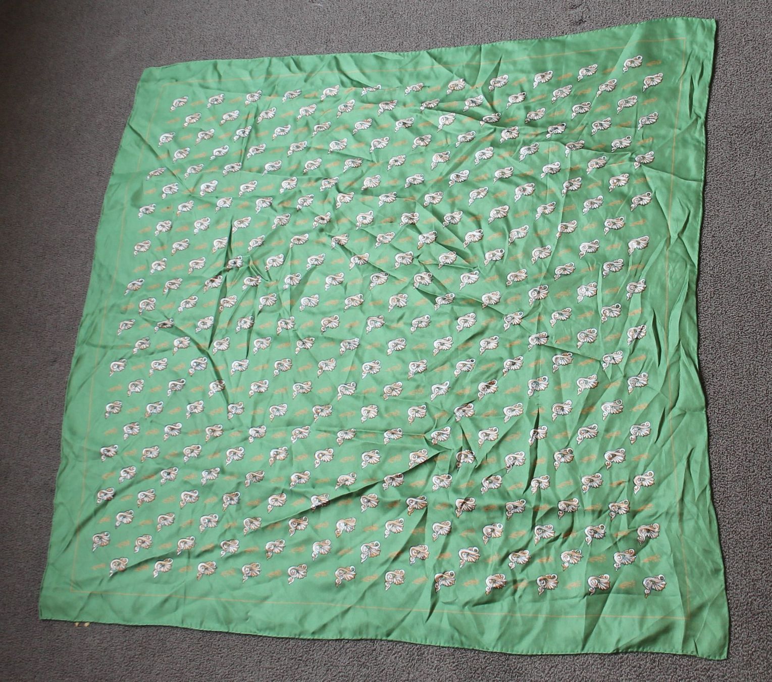 Foulard & Sciarpe: Foulard – Usato da Schaan venduto da antikes_und_kurioses 2
