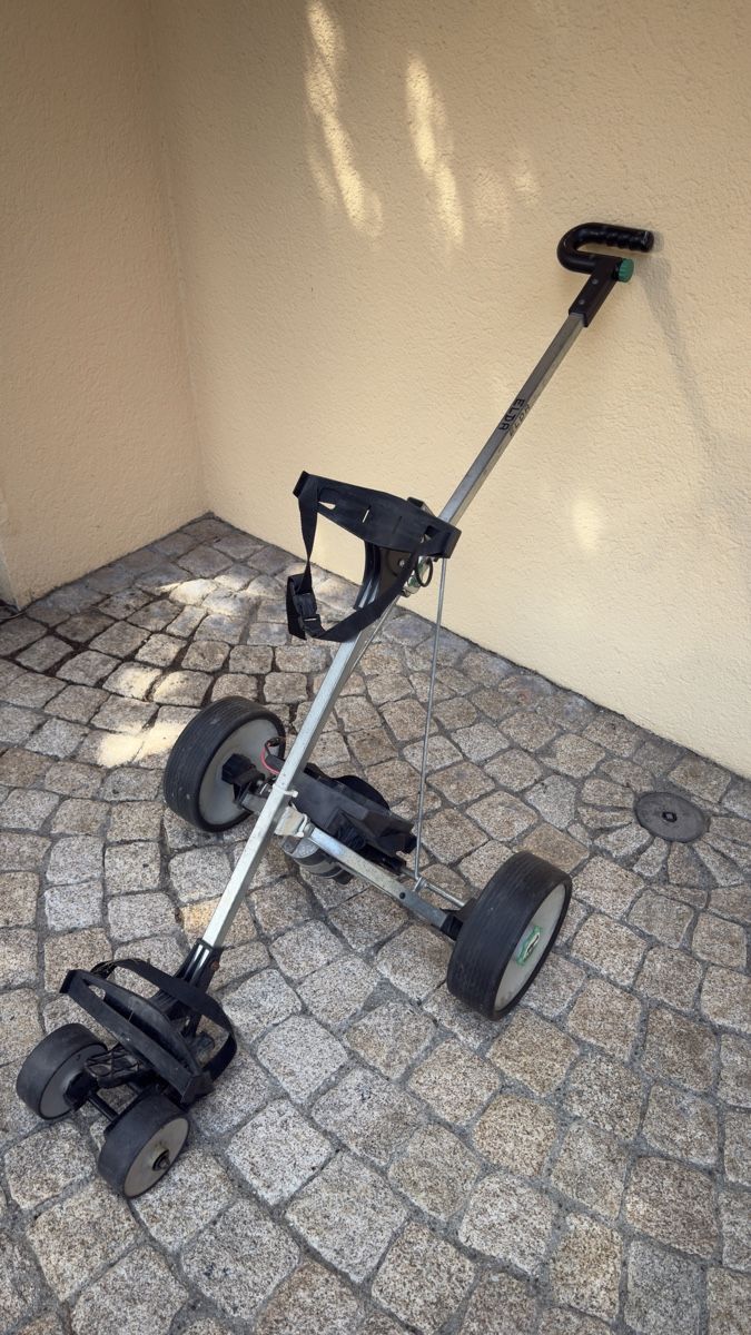 Trolley: HillBilly Golf trolley aluminium foldable used – Usato da Wilen b. Wollerau venduto da joe_lbk9 1