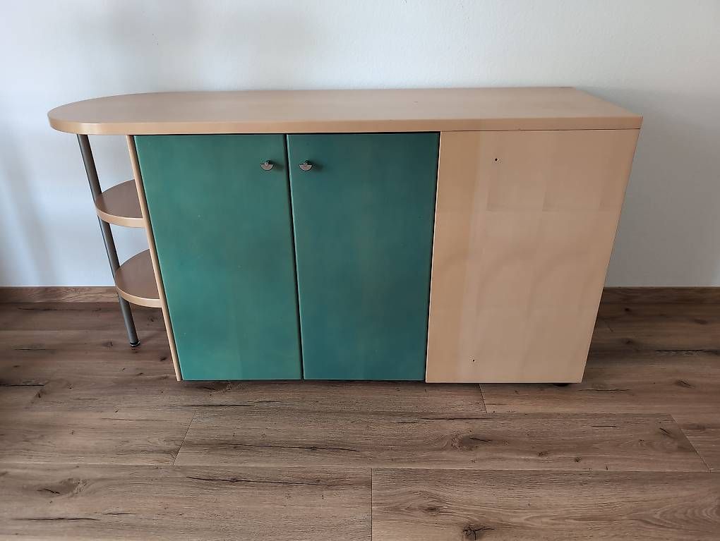 Armadi: Beige Eckschrank aus Holz – Usato da Steffisburg venduto da lis_2rsd