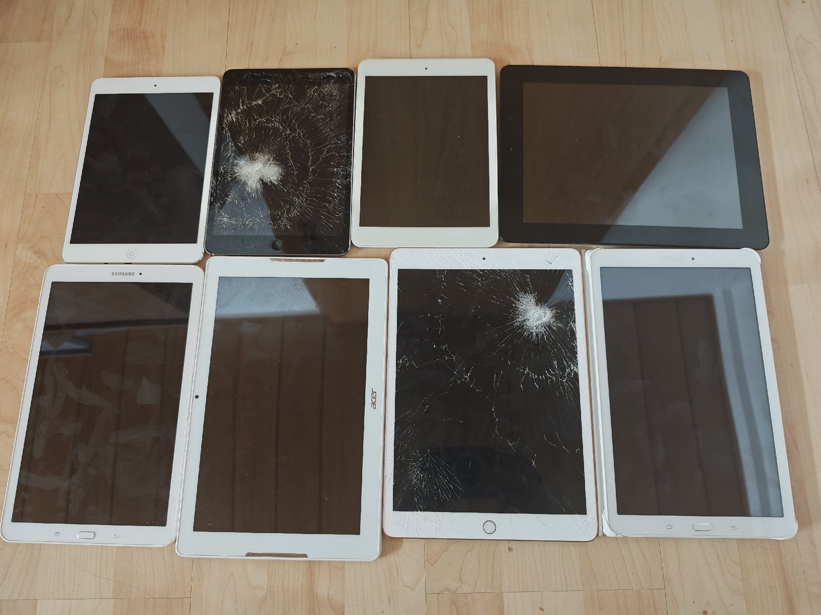 Apple Tablet PC: Lot 8 Tablets – Usato da Sarnen venduto da Laut_musik