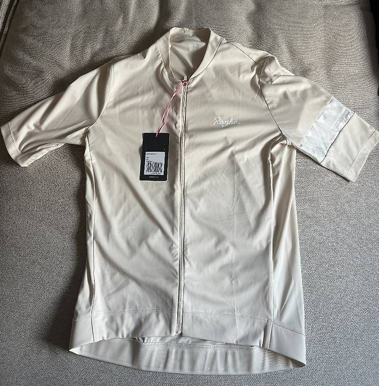 Leibchen & Hosen: Rapha Core Kurzarm-Radtrikot  neu  Grösse L  Off-White – Gebraucht aus Bern von xloui99x