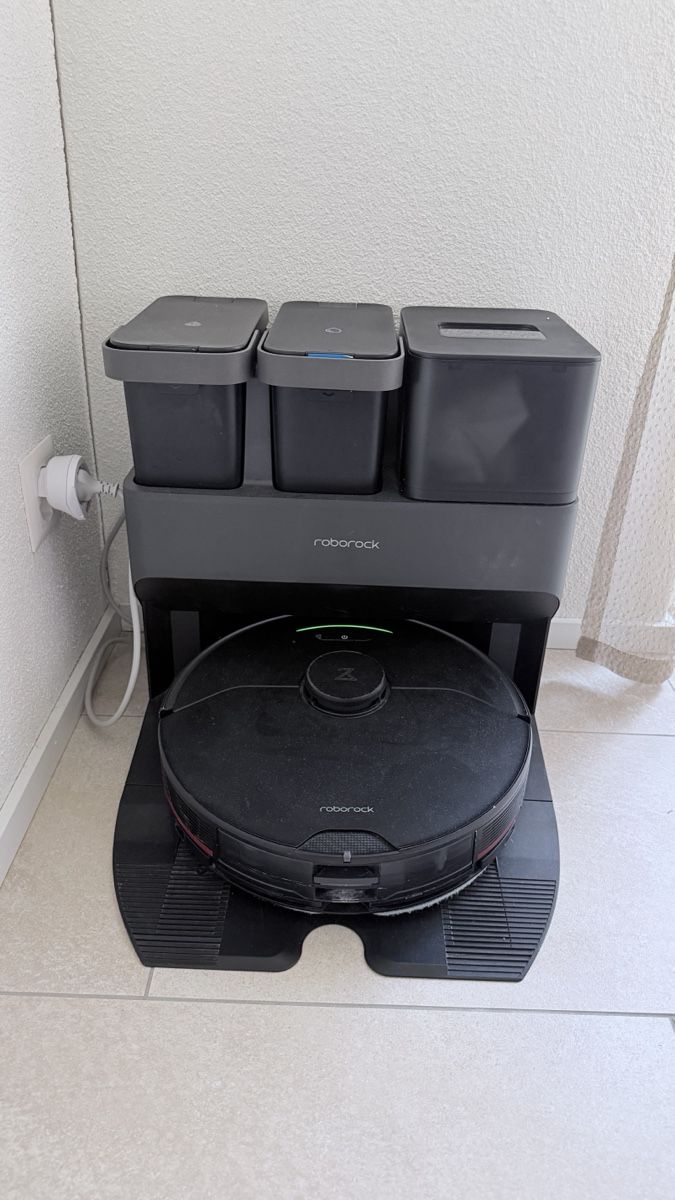Roborock Aspirapolveri & Accessori: Roborock S7 MaxV Ultra Saugroboter mit Ladestation – Usato da Adlikon b.Regensdf venduto da ahk_6tsq