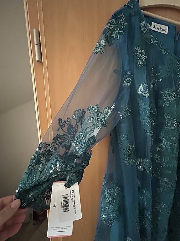Vestiti: Robe neuve très jolie  – Usato da La Neuveville venduto da biz_mn8c 1