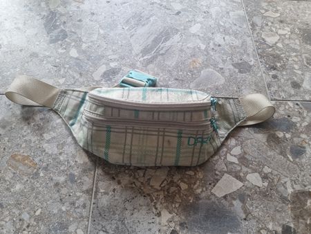 Dakine Bauchtasche