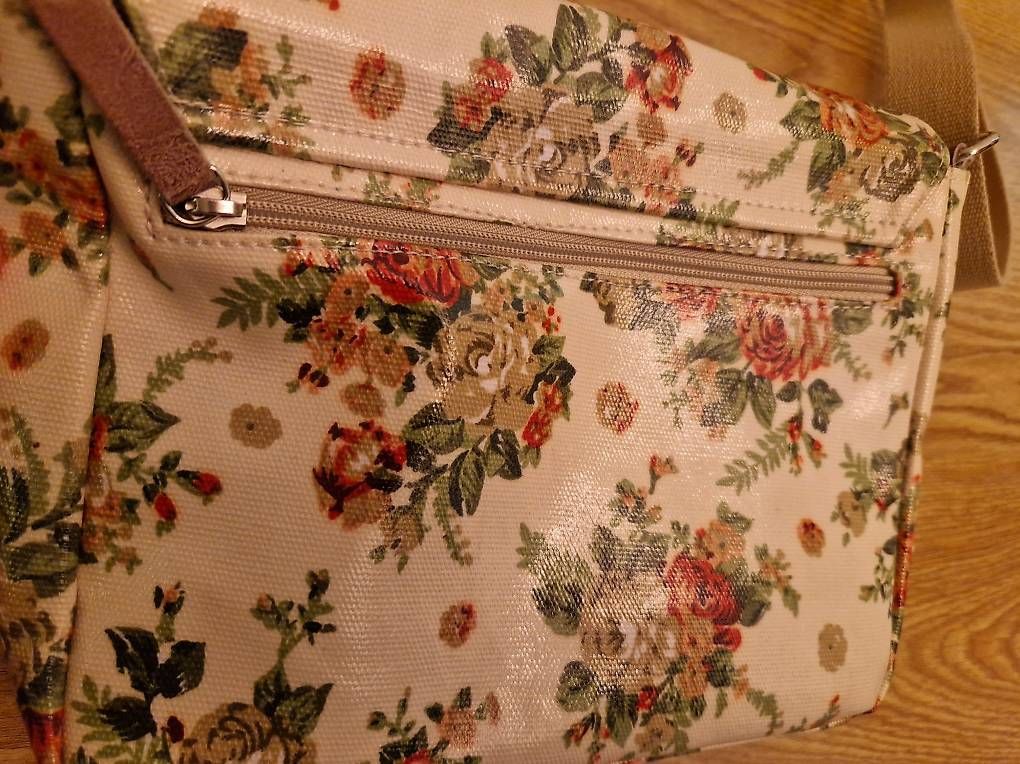 Borse da donna: Handtasche – Usato da Wangen an der Aare venduto da p.jeker 4