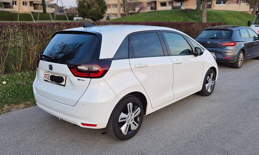 Automobili: HONDA Jazz 1.5i-MMD Executive E-CVT – Usato da Bernex venduto da gjem87 2